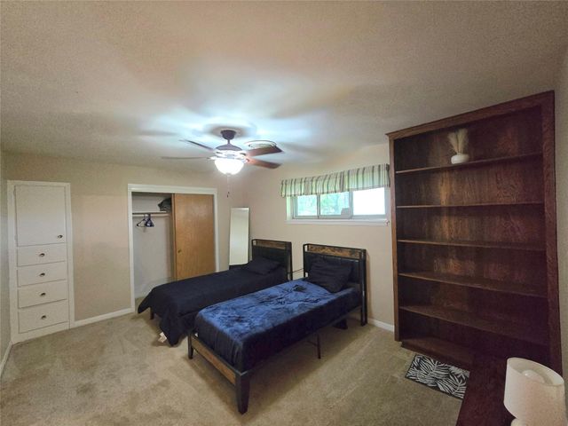 1702 Ivie Lee Street, Baytown, TX 77520