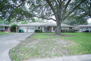 1702 Ivie Lee Street, Baytown, TX 77520