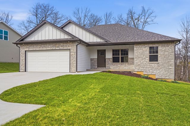 4905 S SCOTT BLVD, Columbia, MO 65203