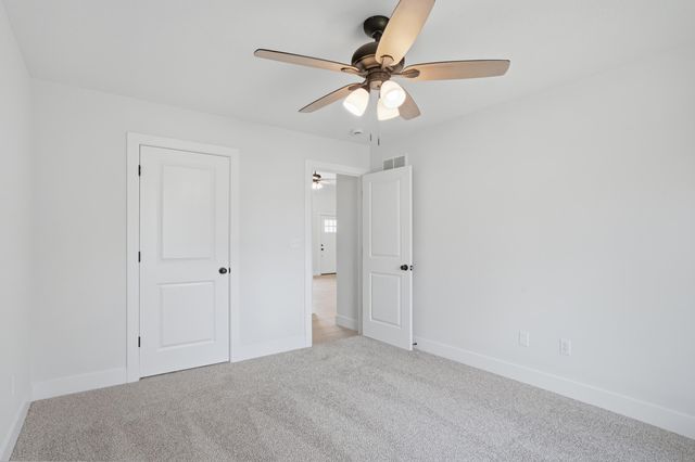 4905 S SCOTT BLVD, Columbia, MO 65203