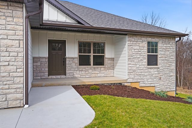 4905 S SCOTT BLVD, Columbia, MO 65203