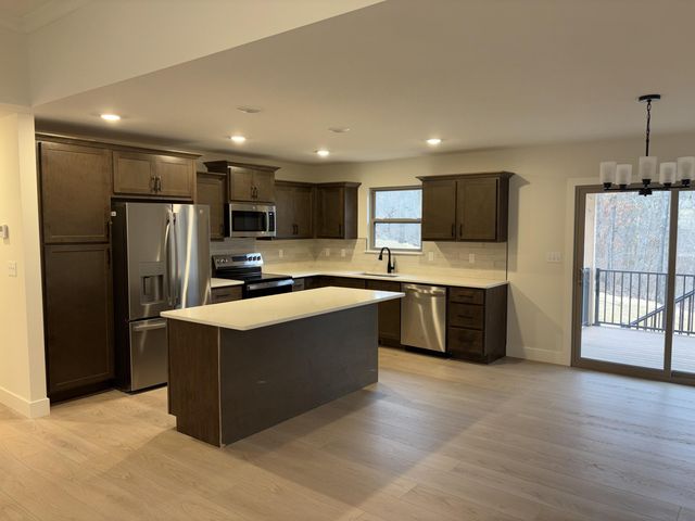 4905 S SCOTT BLVD, Columbia, MO 65203