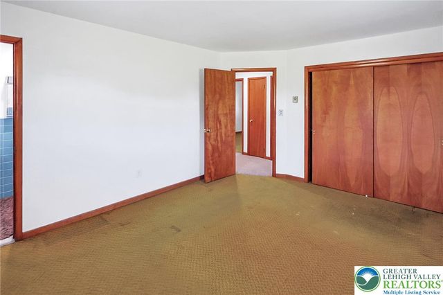 1004 Maple Street, Pottsville, PA 17901