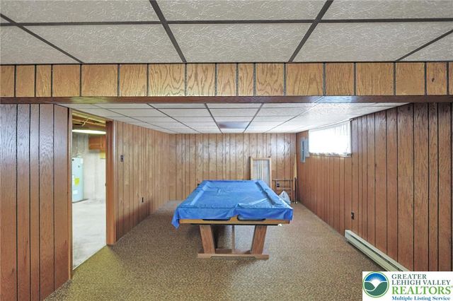 1004 Maple Street, Pottsville, PA 17901