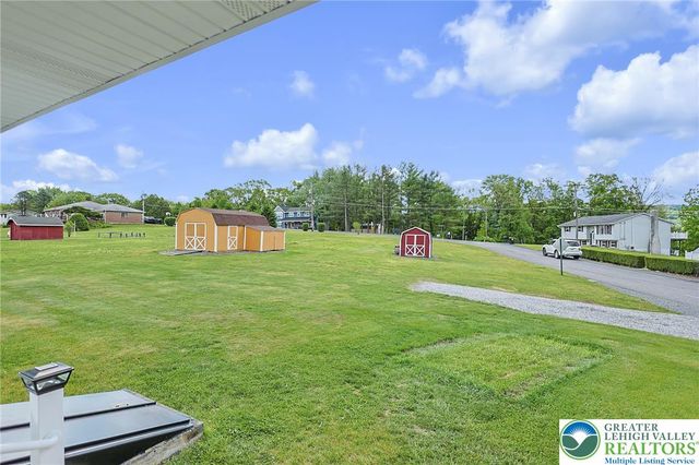 1004 Maple Street, Pottsville, PA 17901