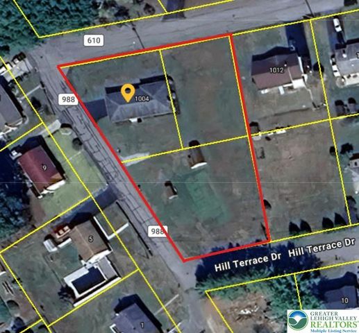 1004 Maple Street, Pottsville, PA 17901
