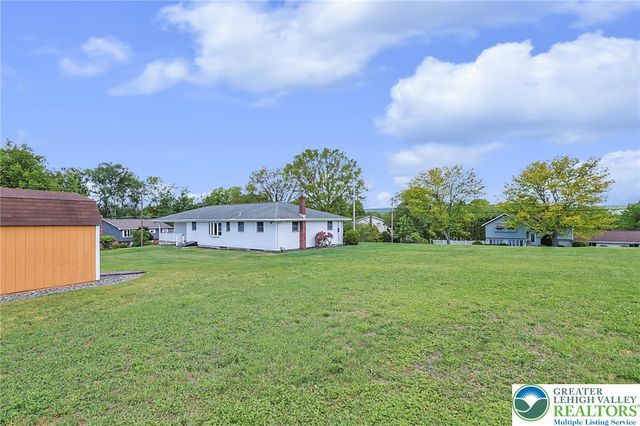 1004 Maple Street, Pottsville, PA 17901
