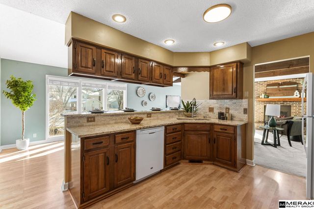 11705 Ruggles Circle, Omaha, NE 68164