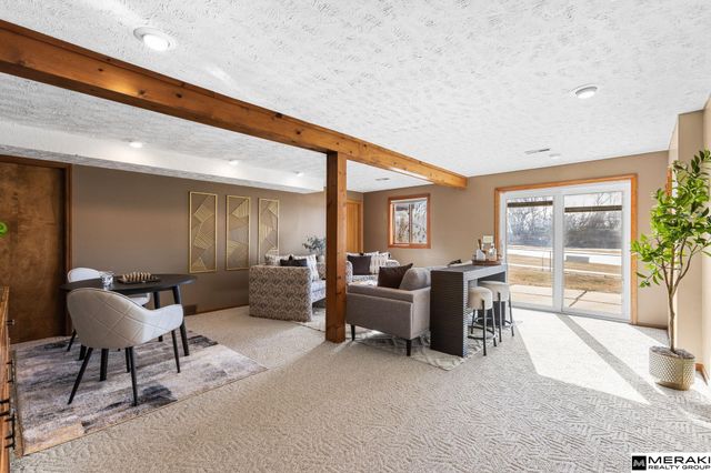 11705 Ruggles Circle, Omaha, NE 68164