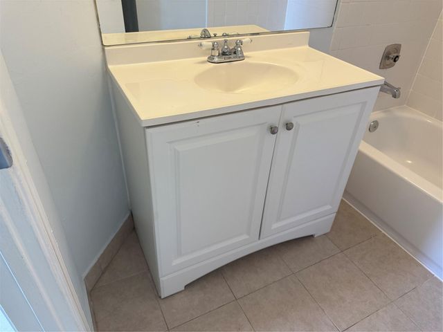 9930 N Twin Lakes Dr 7-L, Coral Springs, FL 33071