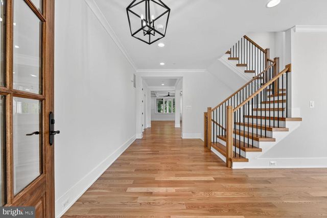 5917 BEECH AVE, Bethesda, MD 20817