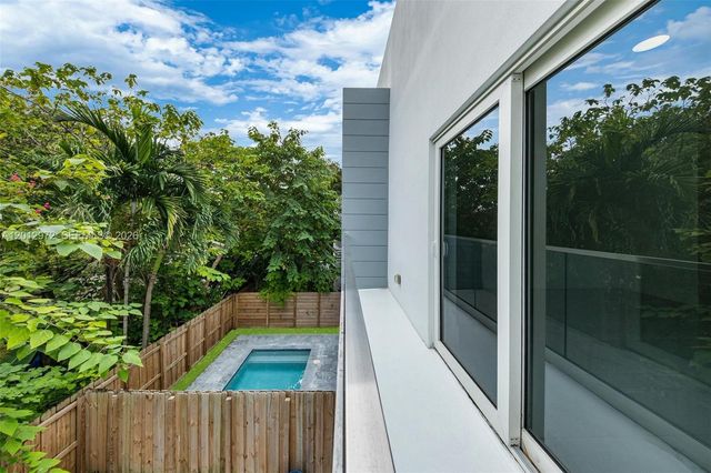 3142 Carter St 3142, Miami, FL 33133
