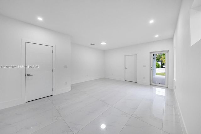 3142 Carter St 3142, Miami, FL 33133