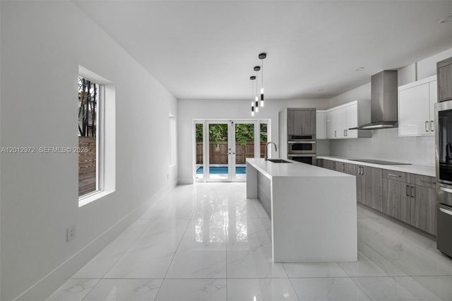 3142 Carter St 3142, Miami, FL 33133
