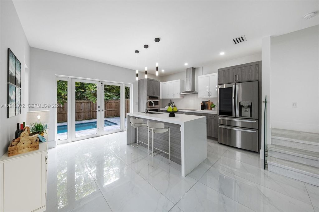3142 Carter St 3142, Miami, FL 33133