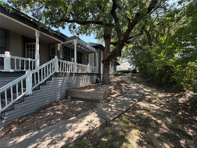 811 N Elm Street, Sherman, TX 75090