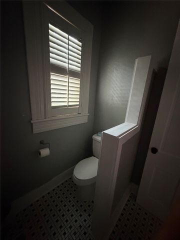 811 N Elm Street, Sherman, TX 75090