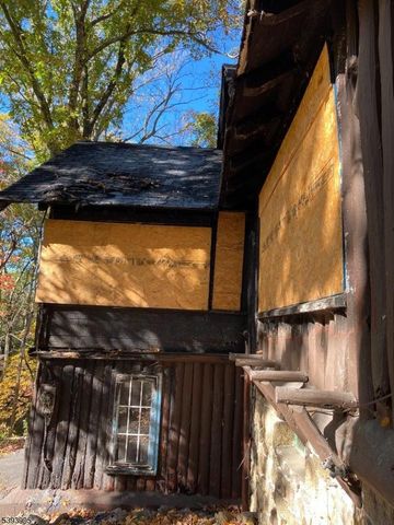 190 W Shore Trl, Sparta Twp., NJ 07871