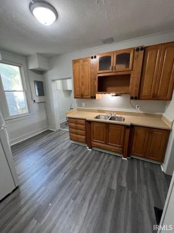 730 E Florida Street, Evansville, IN 47711