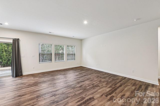 8522 Caruthers Drive, Charlotte, NC 28273