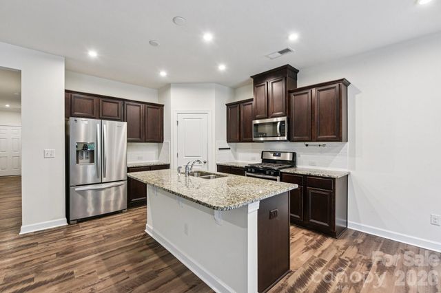 8522 Caruthers Drive, Charlotte, NC 28273