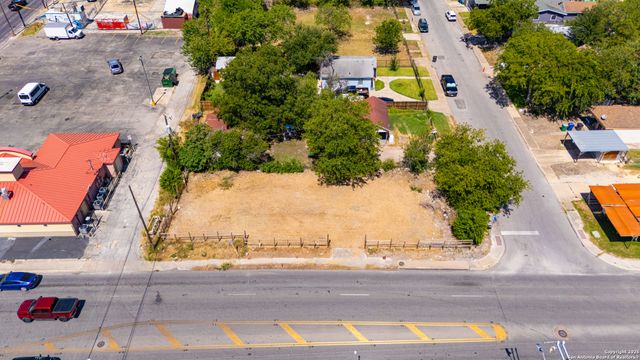 4002 W Houston St, San Antonio, TX 78207