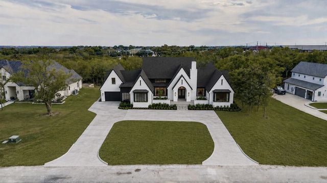 40 Blackthorn Drive, Van Alstyne, TX 75495