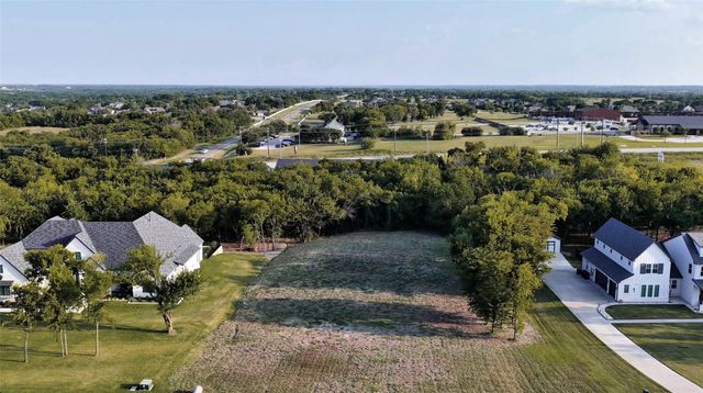 40 Blackthorn Drive, Van Alstyne, TX 75495
