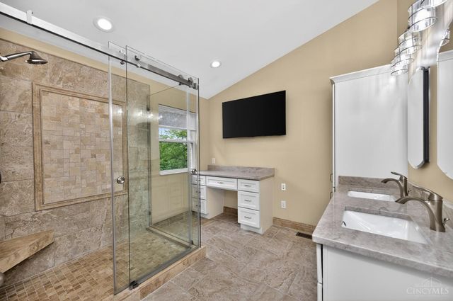 2039 Riverwood Trail, Deerfield Twp., OH 45034