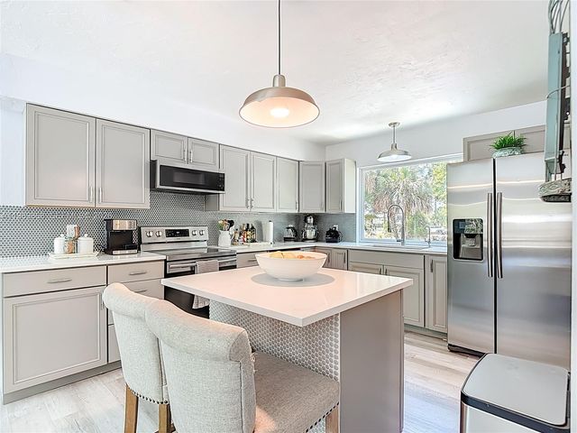 310 14th Street SE, Naples, FL 34117