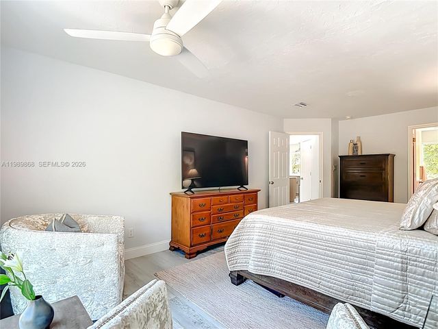 310 14th Street SE, Naples, FL 34117