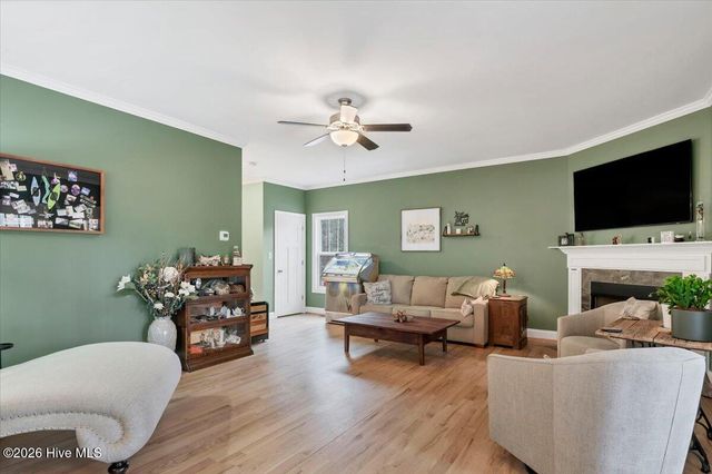 305 3rd Street, Aberdeen, NC 28315