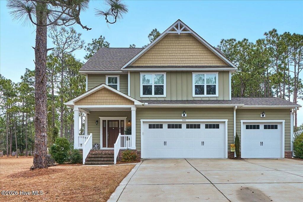 305 3rd Street, Aberdeen, NC 28315