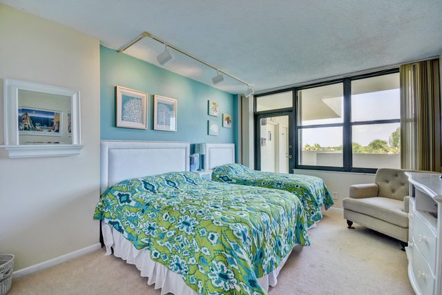 4600 S Ocean Boulevard 604, Highland Beach, FL 33487