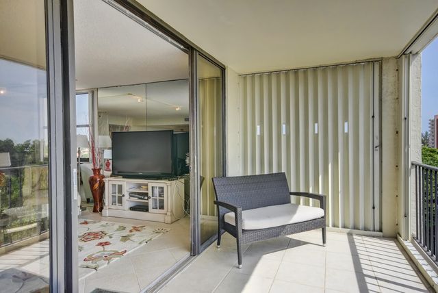 4600 S Ocean Boulevard 604, Highland Beach, FL 33487