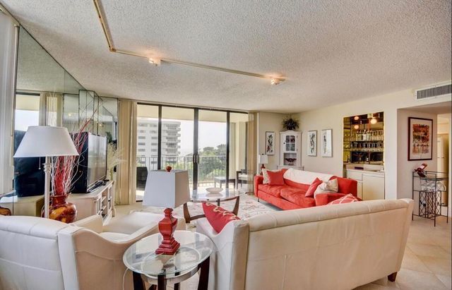 4600 S Ocean Boulevard 604, Highland Beach, FL 33487