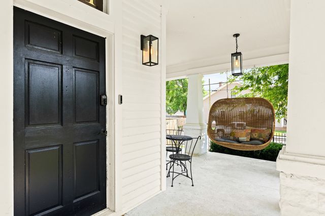 1201 Meridian St, Nashville, TN 37207