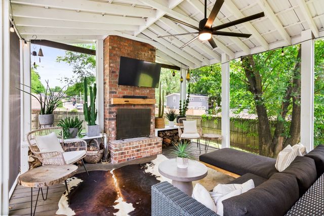 1201 Meridian St, Nashville, TN 37207
