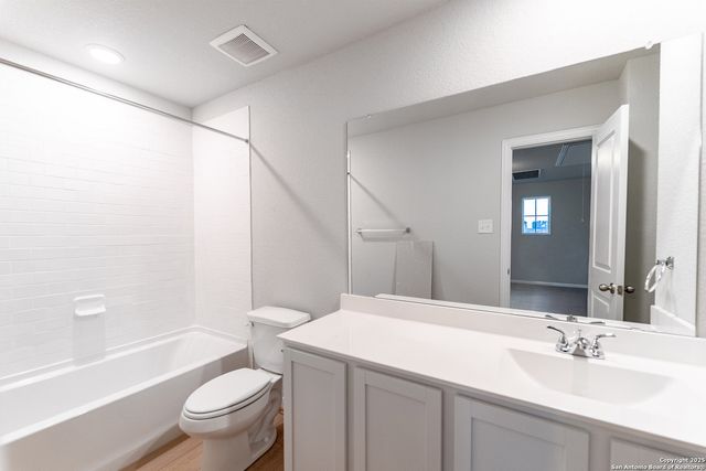 14707 SYCAMORE XING, San Antonio, TX 78252