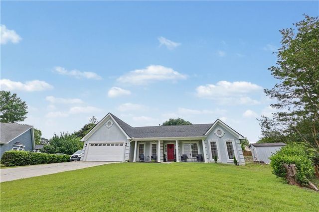 2118 Blue Martin Court, Lawrenceville, GA 30044
