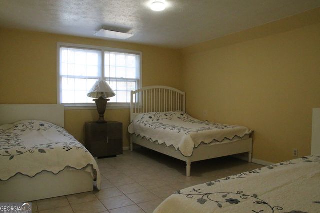 1903 Ridgewood Drive, West Point, GA 31833