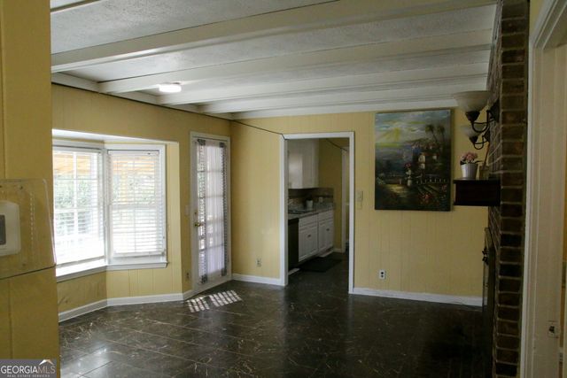 1903 Ridgewood Drive, West Point, GA 31833