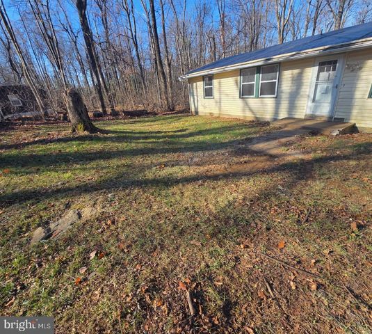 3717 FREEZELAND RD, Linden, VA 22642