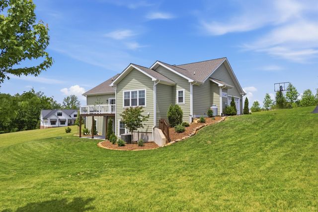 85 Old Cabin TRL, Boones Mill, VA 24065