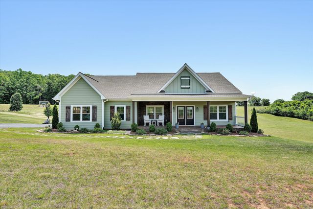 85 Old Cabin TRL, Boones Mill, VA 24065