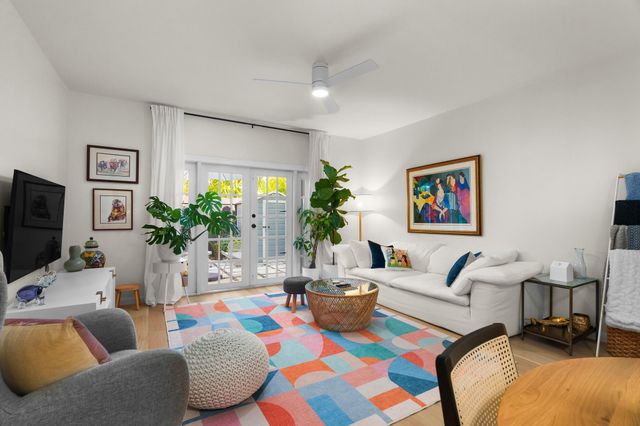 1321 Bayview Dr 4, Fort Lauderdale, FL 33304