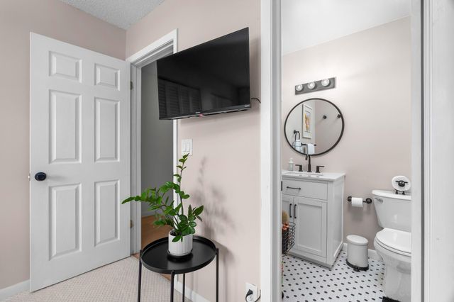 1321 Bayview Dr 4, Fort Lauderdale, FL 33304