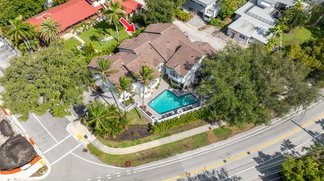 1321 Bayview Dr 4, Fort Lauderdale, FL 33304