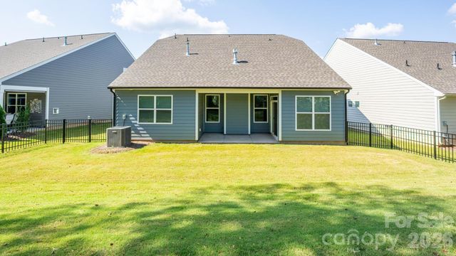 115 S Dunlavin Way, Mooresville, NC 28115