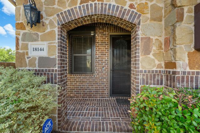 18144 Lakefront Court, Forney, TX 75126